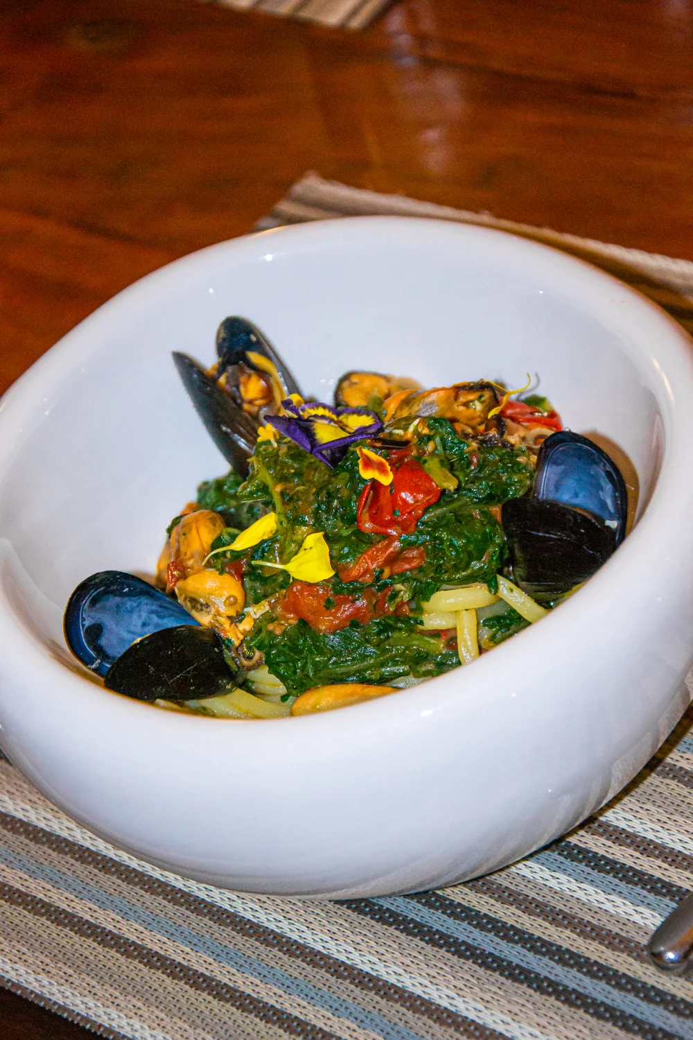 Tonnarello con Tenerumi, Pic Pak di Ciliegino e cozze