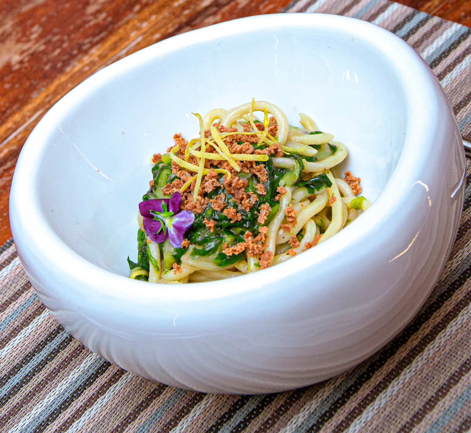 Tonnarello Con Scarola, acciughe, Bottarga e zest di Limone