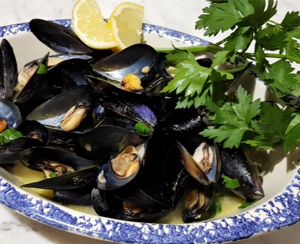 Cozze con pepe verde e Zest di Limone